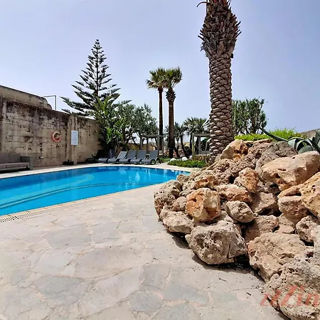 Stunning 6-bed Gozo Private Pool & Tropical Oasis Villa *