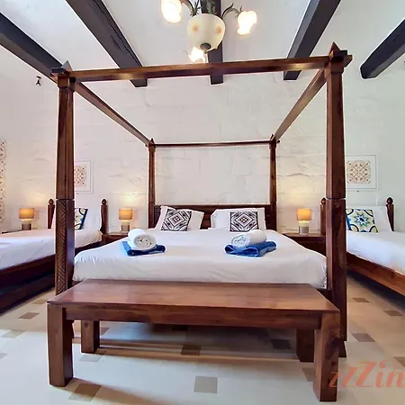 Stunning 6-bed Gozo Private Pool & Tropical Oasis