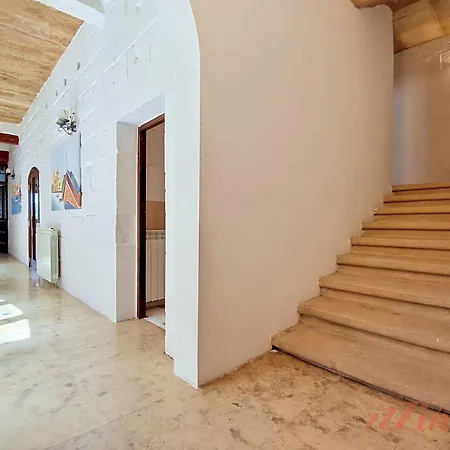 Villa Stunning 6-bed Gozo Private Pool & Tropical Oasis