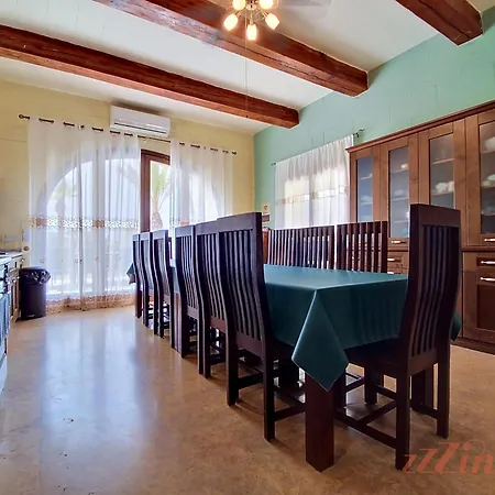 Stunning 6-bed Gozo Private Pool & Tropical Oasis * Gharb (Gozo)