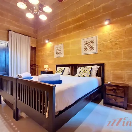 Stunning 6-bed Gozo Private Pool & Tropical Oasis *