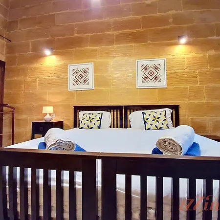 Stunning 6-bed Gozo Private Pool & Tropical Oasis